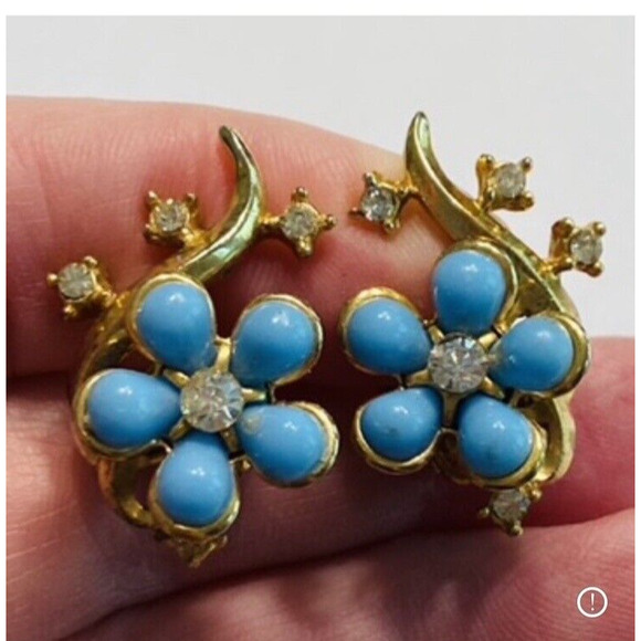Clip On Earrings Gold & Light Blue Beaded Flower Power Designs Mid Century 50's - Picture 2 of 7